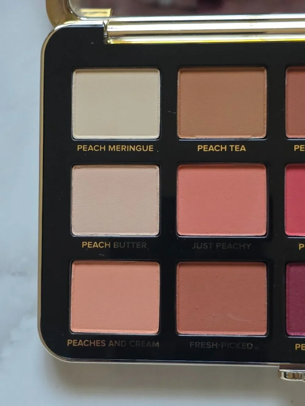 Too Faced JUST PEACHY Eye Shadow Palette